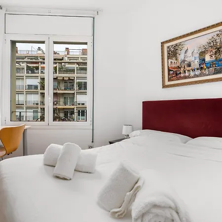 For Couples, Families And Groups, Barcelona Center Apartment Exterior photo