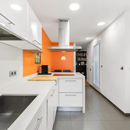 For Couples, Families And Groups, Barcelona Center Apartment Exterior photo