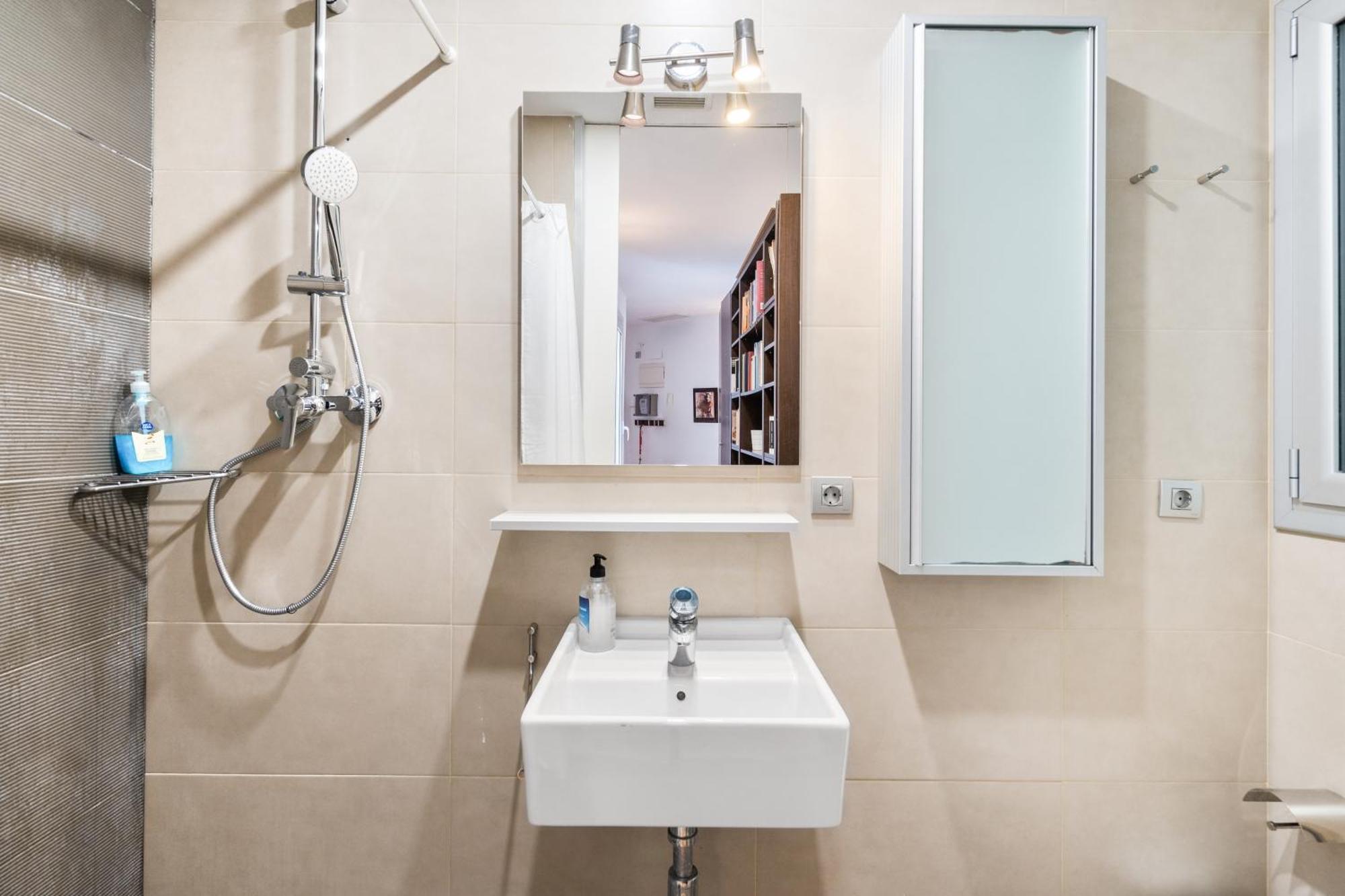Appartement For Couples, Families And Groups, Center Barcelone